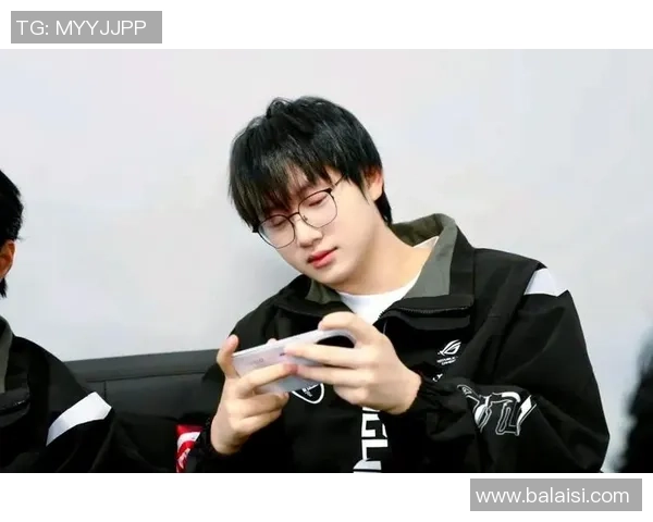 以Fly王者为核心探秘巅峰荣耀之路与电竞精神的无限可能